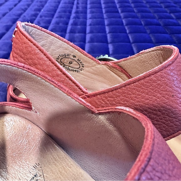 Fluevog Prepare Guide Platform Mary Jane Heel in Tomato 🍅 - Picture 7 of 16